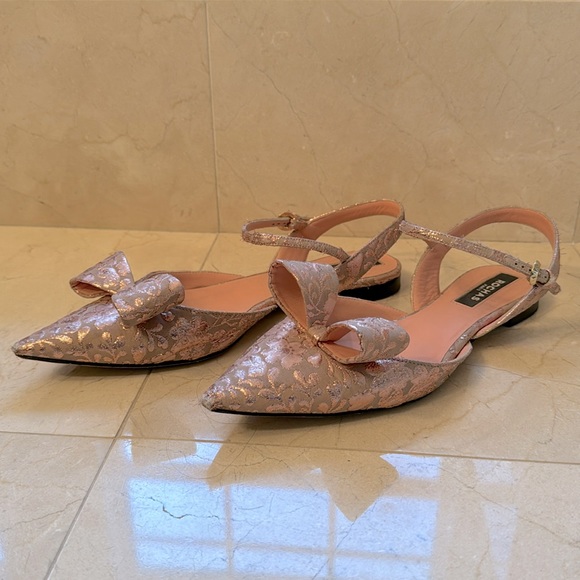 Rochas Pointed Brocade Flats in Pink (size 39) - Picture 2 of 8